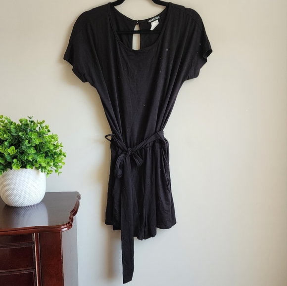 NWOT Belted Black Romper - Picture 3 of 7